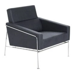 Fritz Hansen 3300 Easy Chair