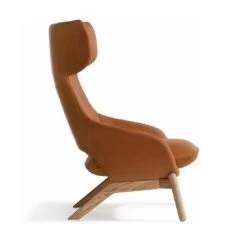 Kalm Wood Base Lounge Chair
