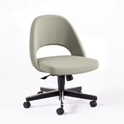 Saarinen Executive Armless Chair With Swivel Base 26 Saarinen Executive Armless Chair With Swivel Base -Chair Store Saarinen Executive Armless Chair with Swivel Base 5